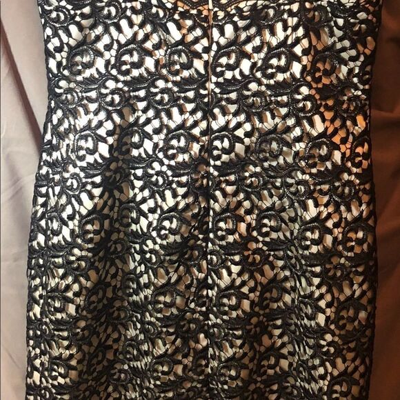 An stunning original JS collection white dress with black overlay. DEAD STOCK - Picture 9 of 9